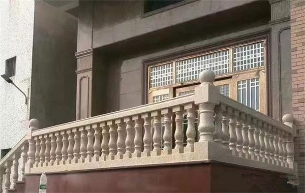 別墅翻新改造陽臺扶手